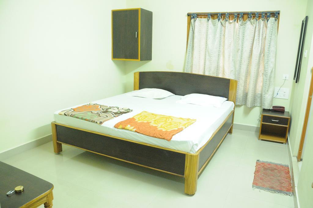 Hotel Agarala Residency Τιρουπάτι Δωμάτιο φωτογραφία